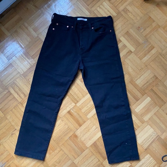 Levi's Denim - Wedgie Straight Leg Cropped Levi’s Jeans